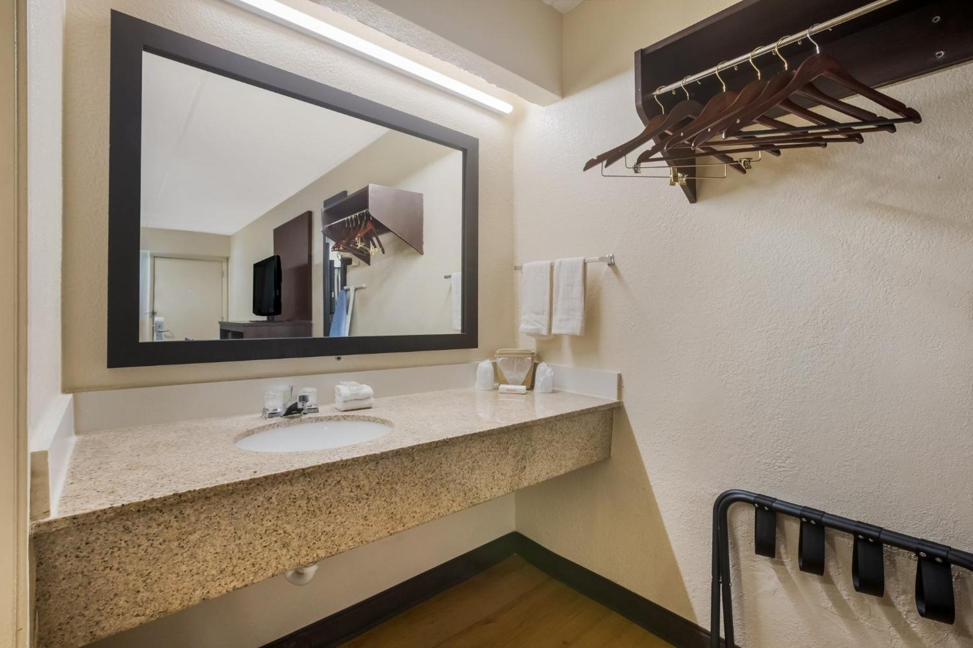 Red Roof Inn Atlanta South - مورو المظهر الخارجي الصورة