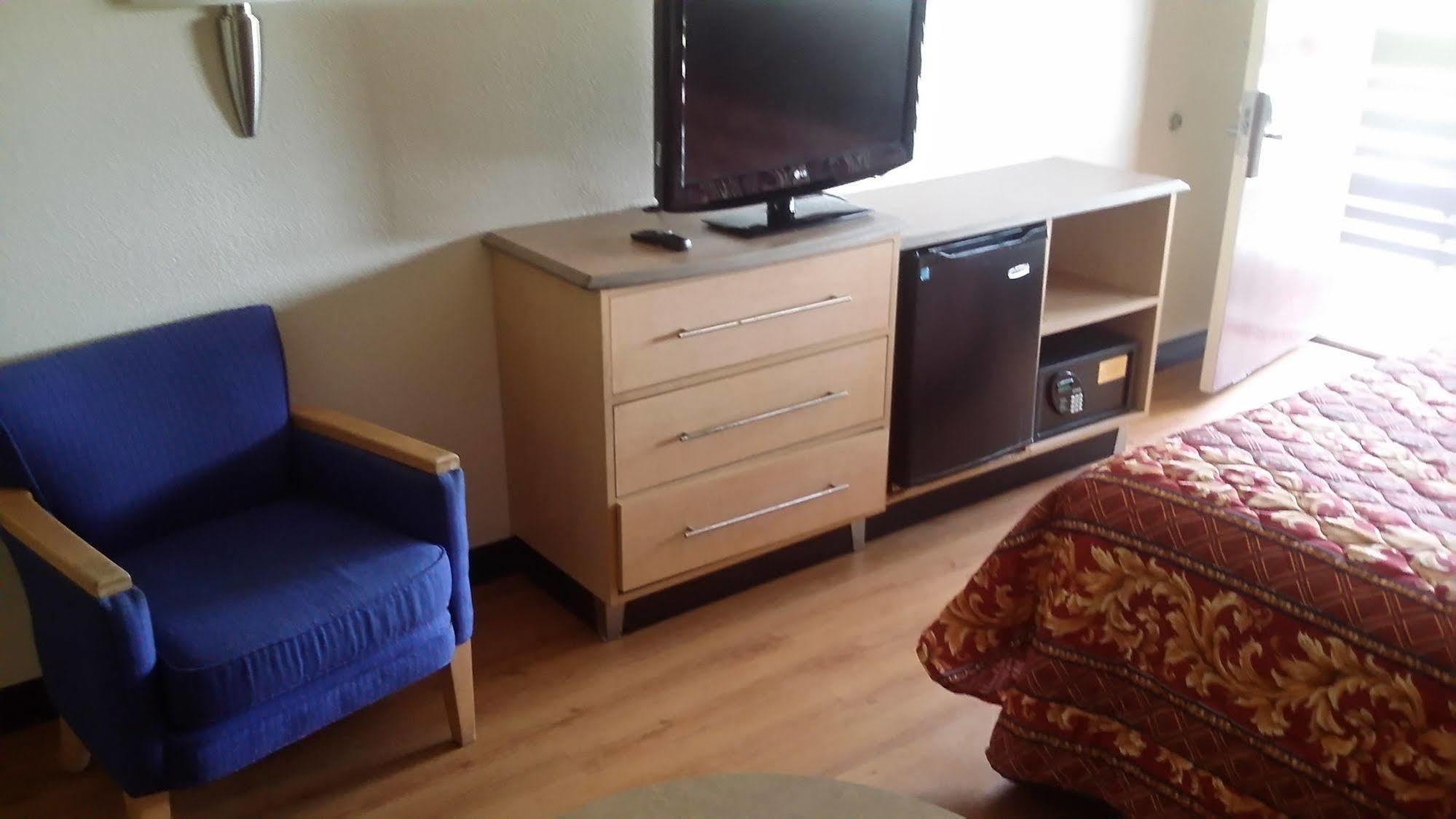 Red Roof Inn Atlanta South - مورو المظهر الخارجي الصورة